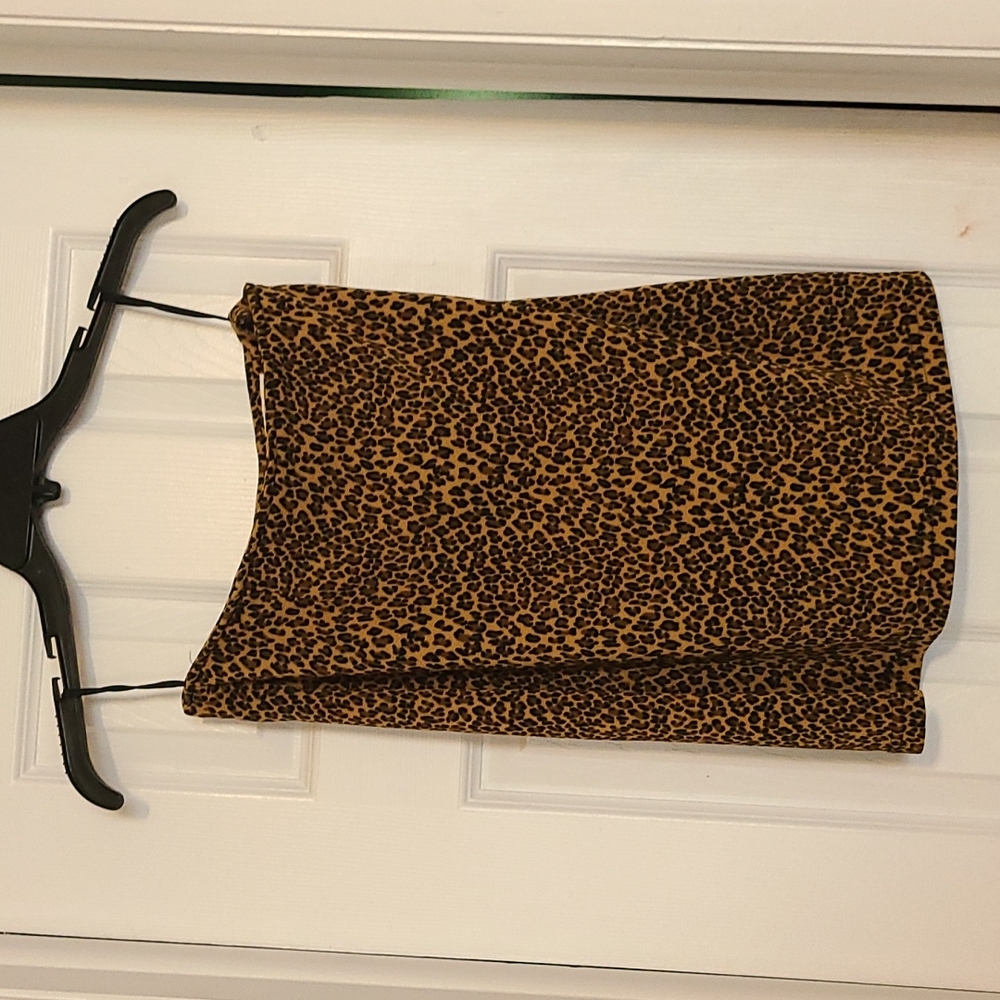 Clothes - Picture 2 of 6